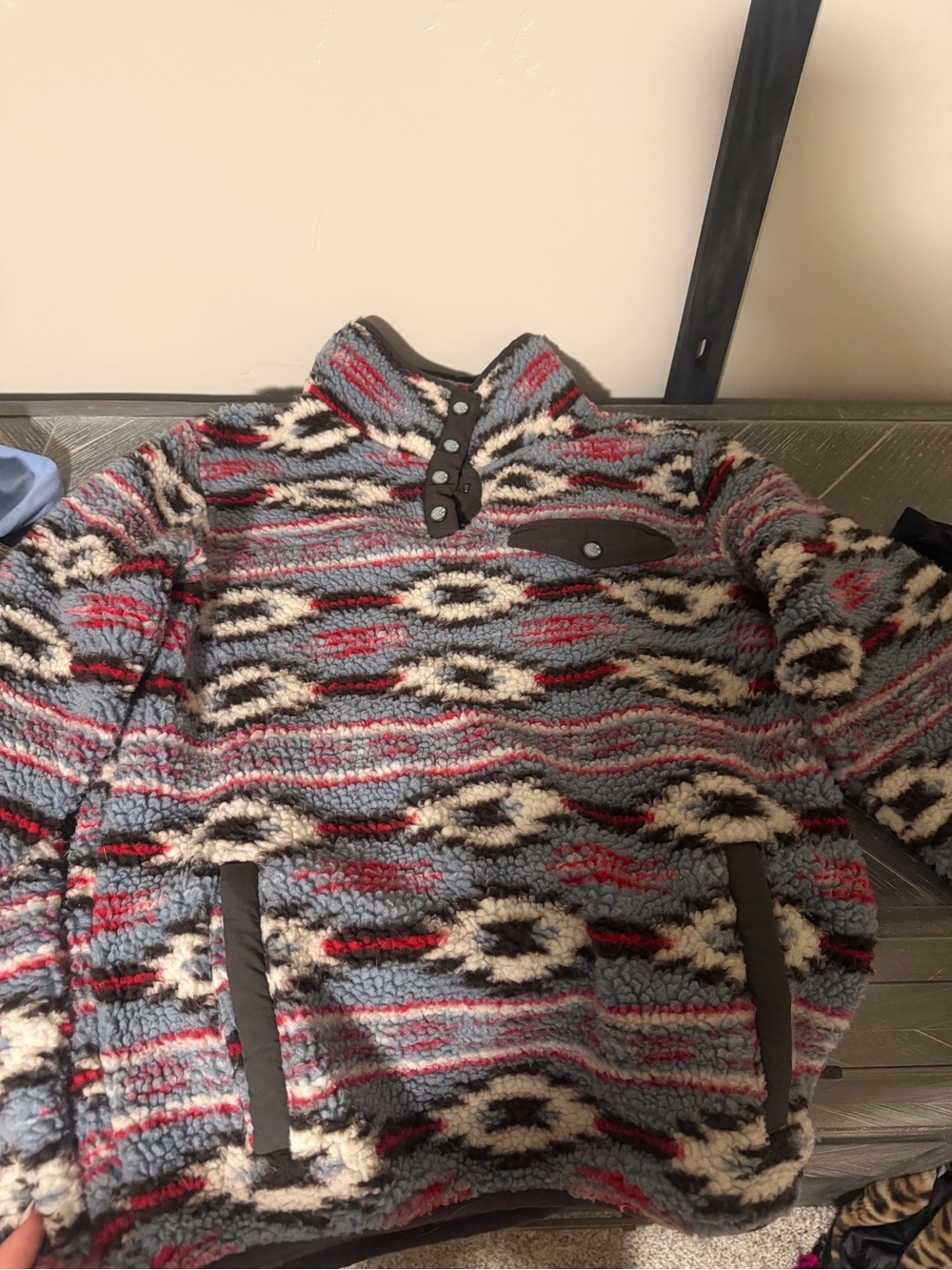 Cinch Women's Patterned Sherpa Pullover Jacket - Gray, Red & Cream